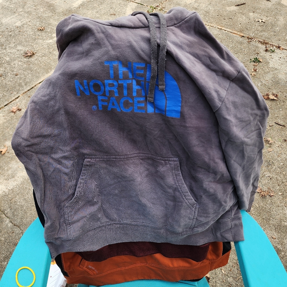 Northface Men's XL hoodie